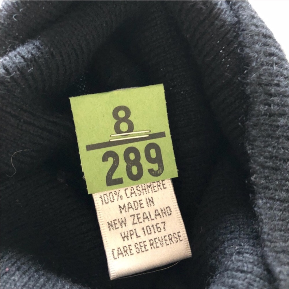 Black Cashmere Turtle Neck